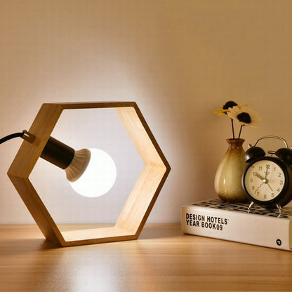 Lampe de table hexagonale en bois ambiance chaleureuse