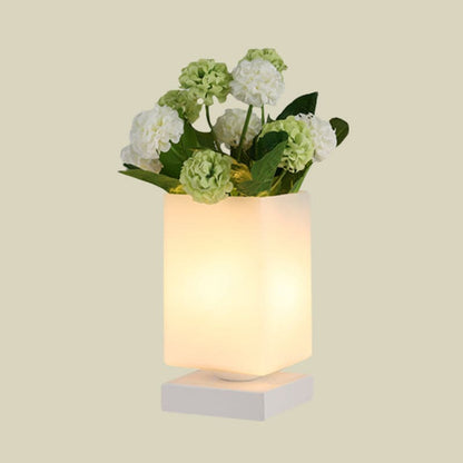 Lampe de nuit en verre Art Déco ambiance romantique