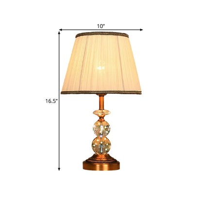 Lampe de table élégante forme conique cristaux taillés