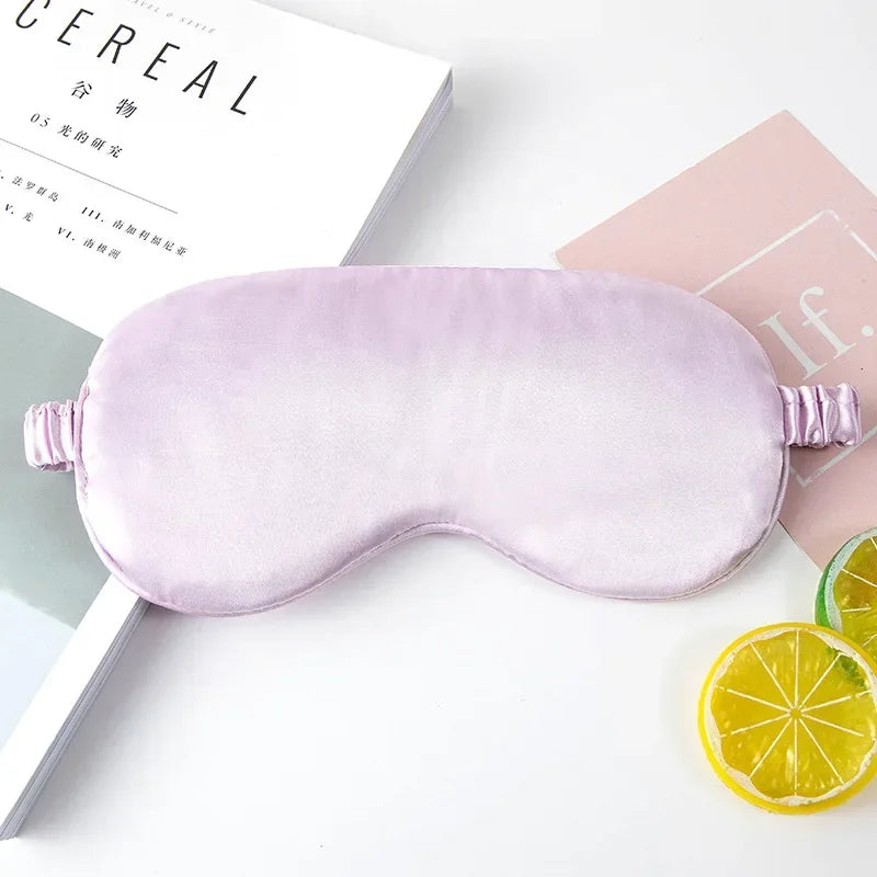 Masque de sommeil en soie à volants élégants