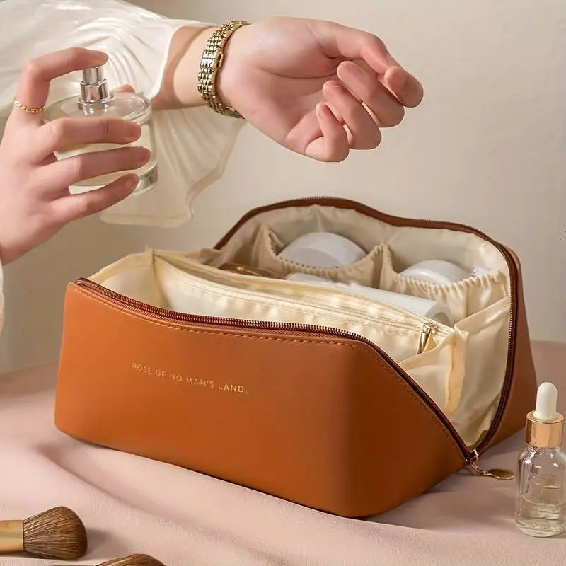 Trousse de toilette élégante à grande capacité en tissu résistant