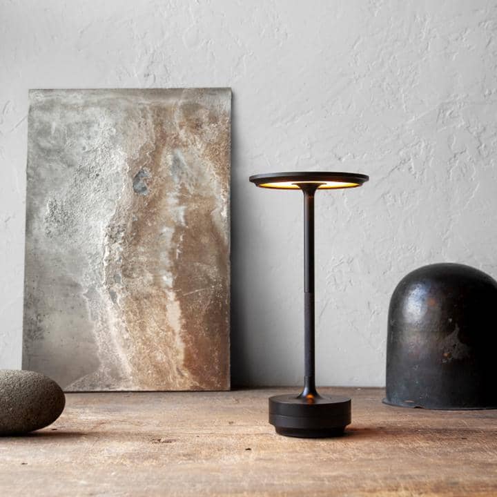 Lampe de table sans fil à intensité réglable portable